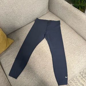 Nike cropped legging
